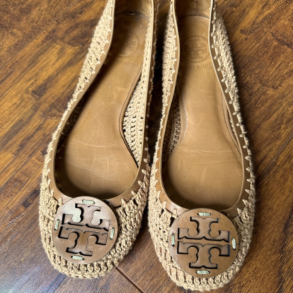 Tory Burch leather tan crochet flats size 8